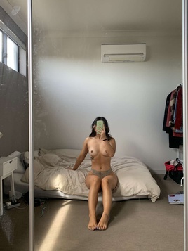 Petite Asian 18 year old Highschooler here to help you cum👿Dirty talk and customs to all my subscribers👇🏼Only Fans Link In Comments👇🏼