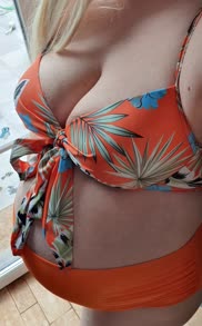 Would you fuck a hot pregnant women at the beach?