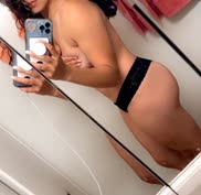 Latina hot wife 😇