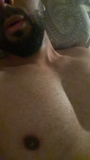 33 M UK hung verbal athletic hairy dom top daddy looking to cum…hmu on SC - riz1.narma