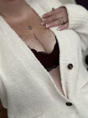 Get cozy with me [F]