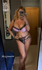 Mature mom and: fuckable