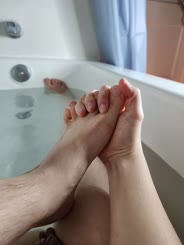 A relaxing soak in the bathtub: Foot Bath, Massage, or Just soak?