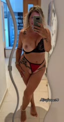 Your milf Next door: 50f