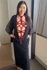 Zipper Dress Red Nude: Model