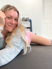 Just a gym selfie working on my stretch (F)