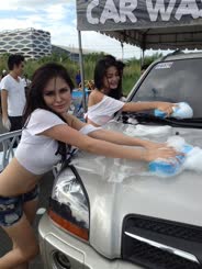 Clueless Mrs. : Sexy Car Wash Anyone?
