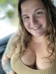 i hope a sexy BBW covered in tattoos helps those Monday: blues