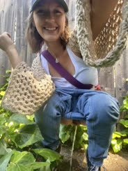 Crochet bag with pee in it: the most uncomfortable photo you'll ever see